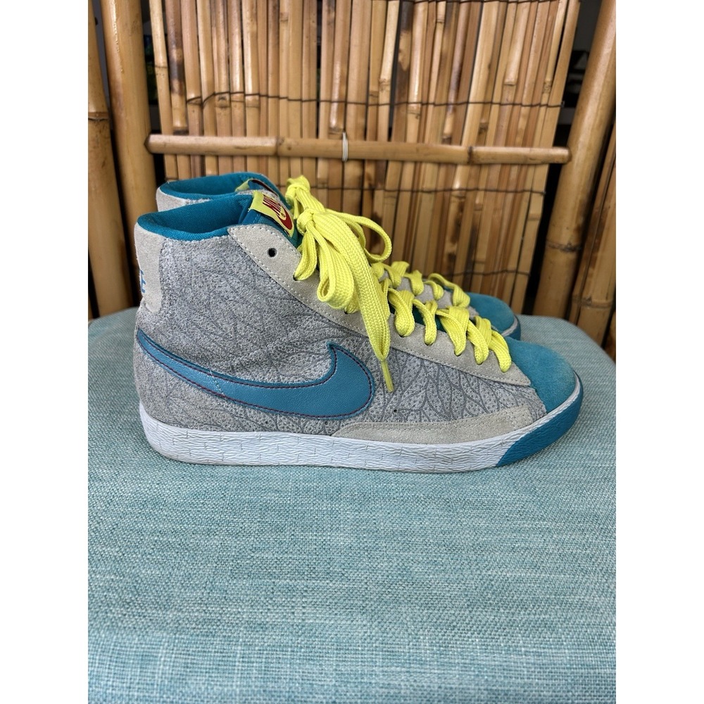 NIKE Blazer Hi VTG 2009 Metallic Platinum Grass Blue Yellow Women's Size 9 - Picture 4 of 12